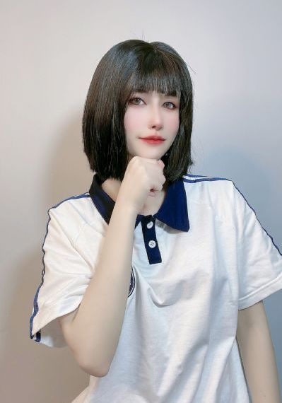 久久久精品视频免费看_720免费观看超清