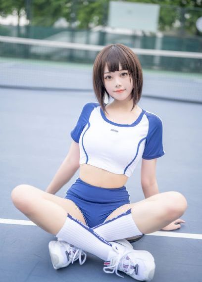 亚洲成人在线小说_720完整视频观看