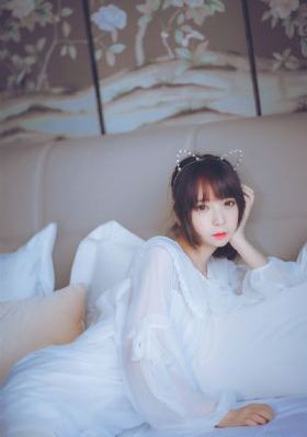 人妻少妇看A偷人无码精品_日本电影在线