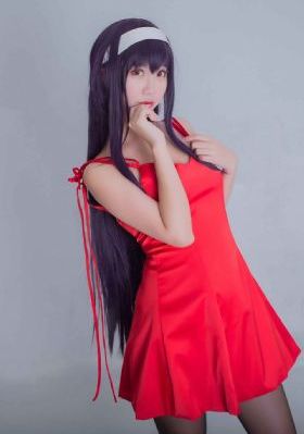 三人荫蒂添的好舒服_4K在线播放